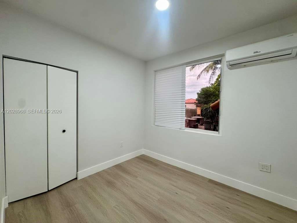2425 Sw 6th St 6 Property Photo 7