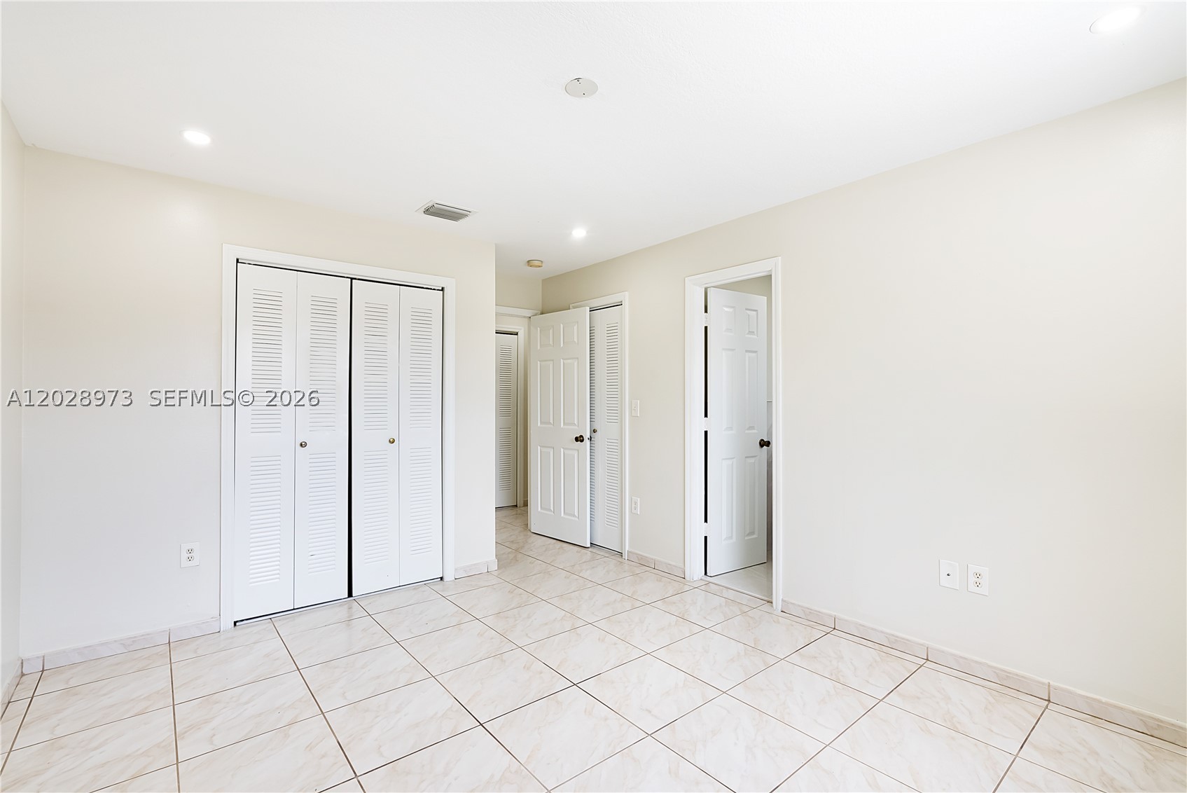 1214 NW 34th Ave 1214 Property Photo 1