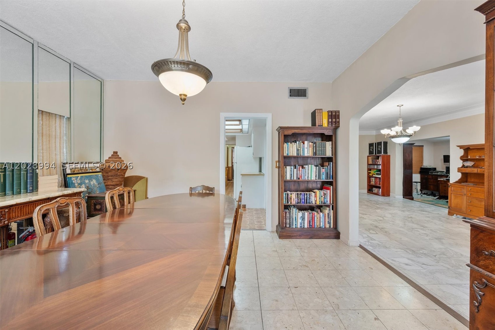 1727 Sw 11th Ter Property Photo 10