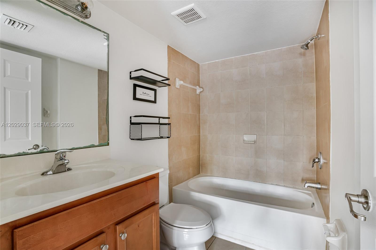 22551 Sw 88th Pl 203-1 Property Photo 14