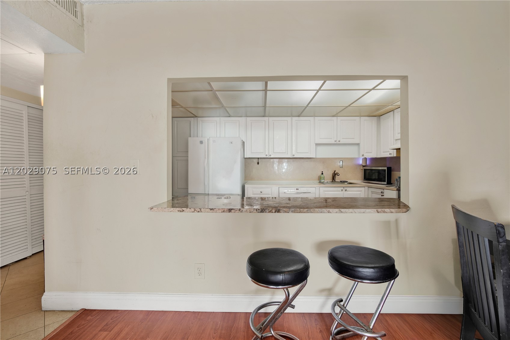 19390 Collins Ave 1419 Property Photo 12