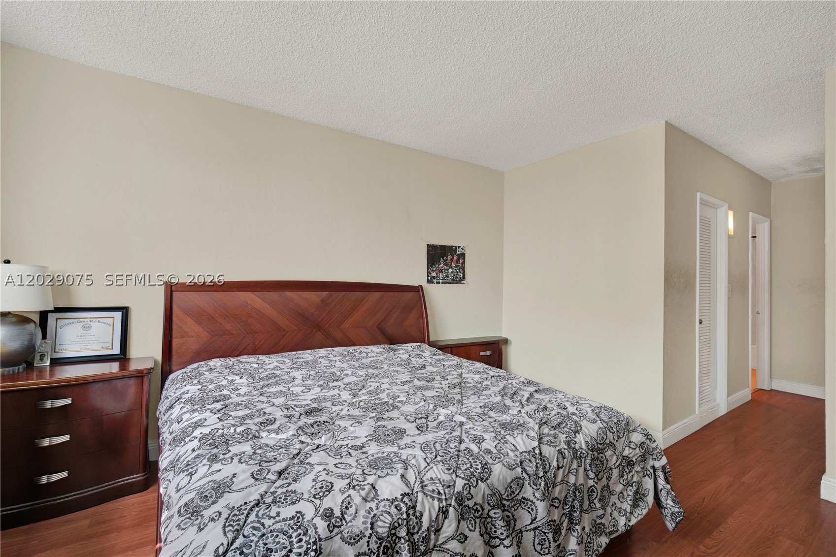 19390 Collins Ave 1419 Property Photo 15