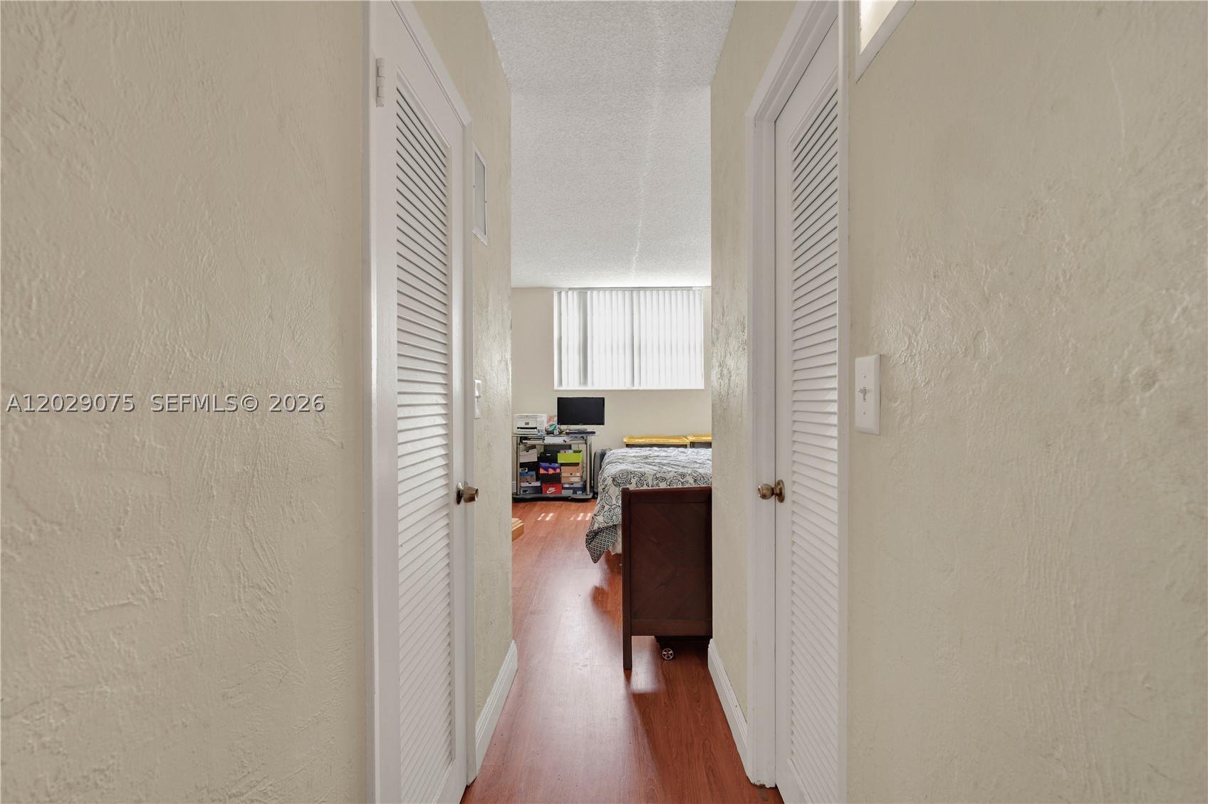 19390 Collins Ave 1419 Property Photo 17