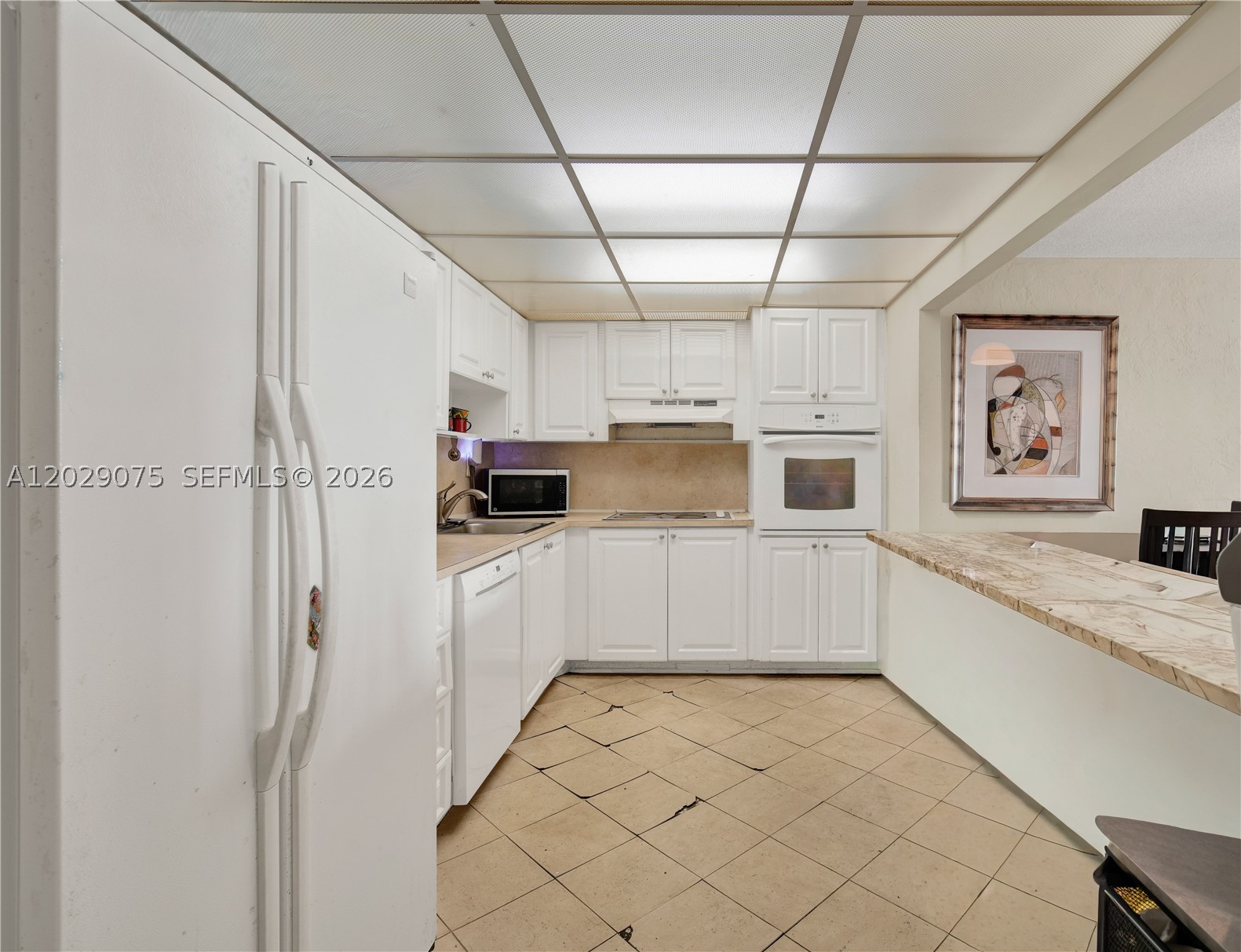 19390 Collins Ave 1419 Property Photo 21