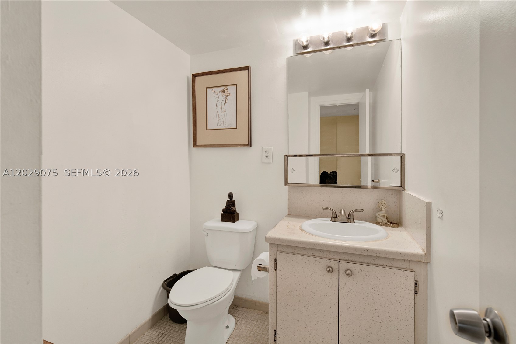 19390 Collins Ave 1419 Property Photo 22
