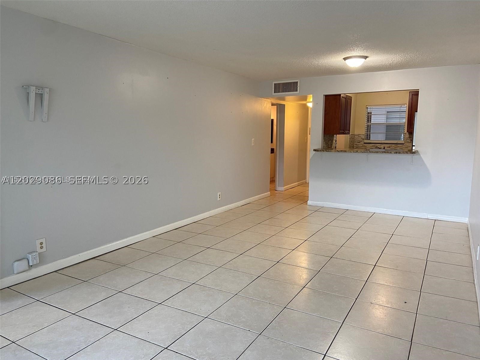 6501 Winfield Blvd A-26 Property Photo 9