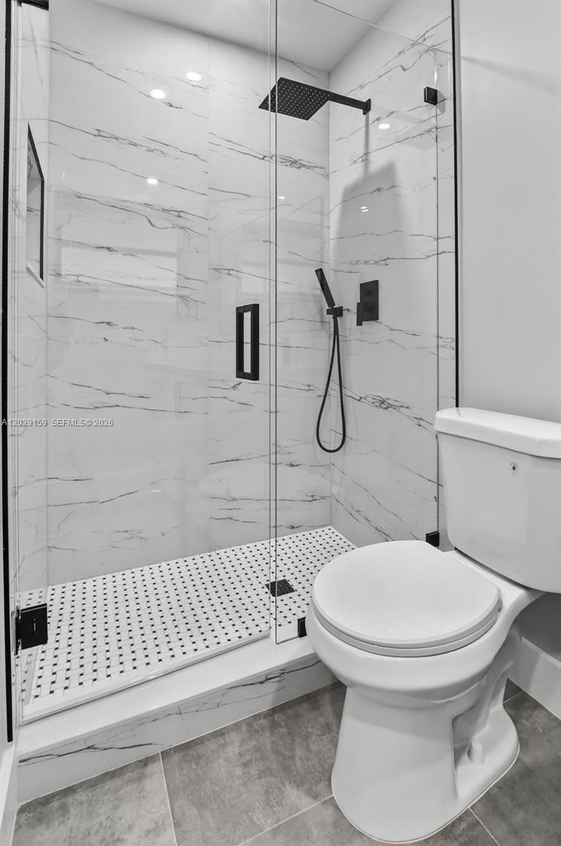 1320 Se 10th St Property Photo 25