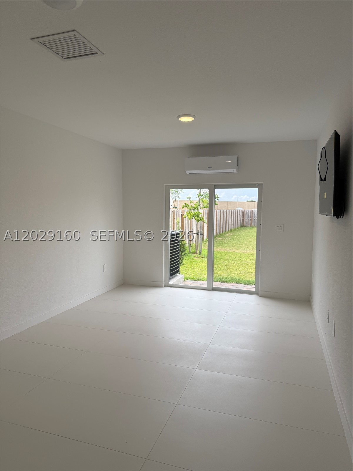 13347 SW 274th St Studio 13347 Property Photo 1