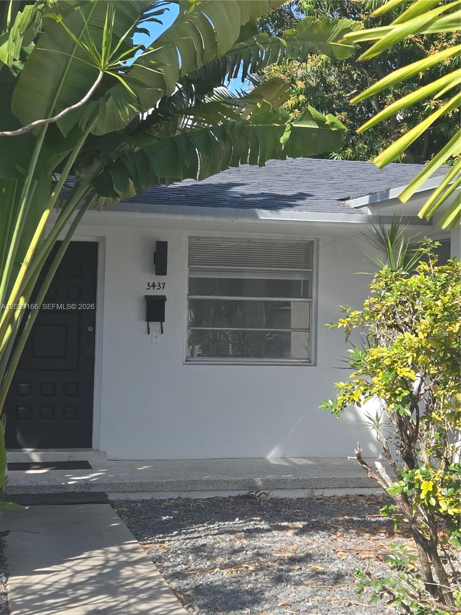 3435 Nw 4th St Property Photo 6