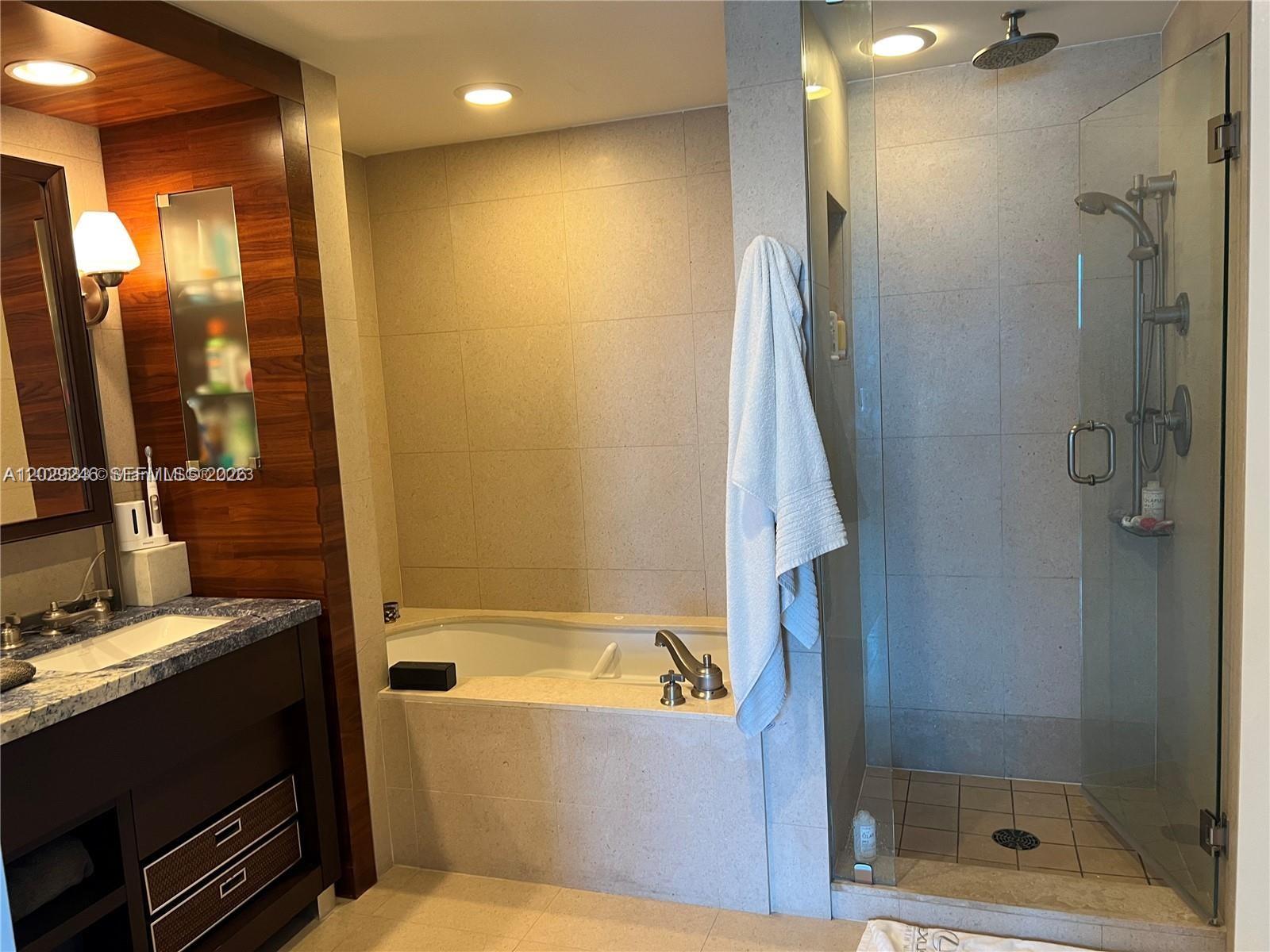 6799 Collins Ave 1501 Property Photo 19