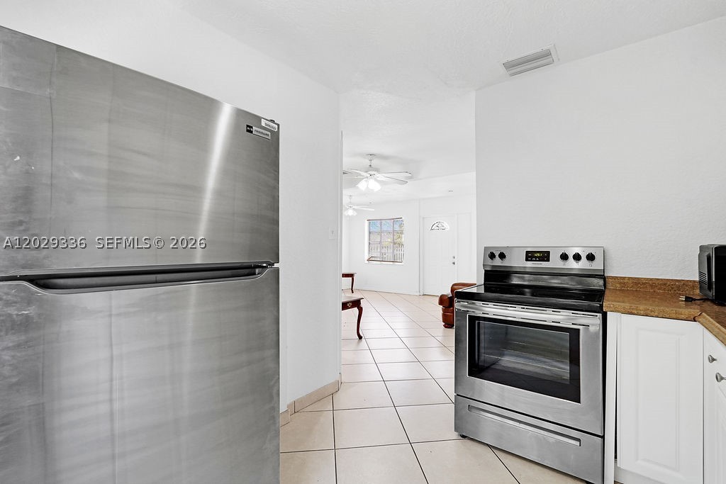 2415 Pierce St - Property Photo 5
