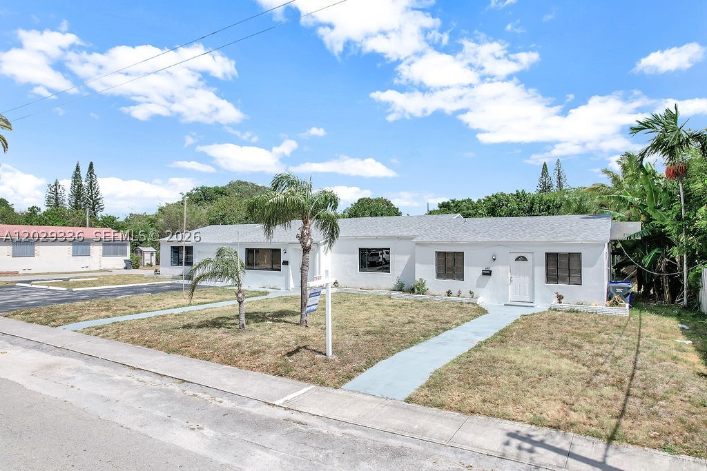 2415 Pierce St - Property Photo 16