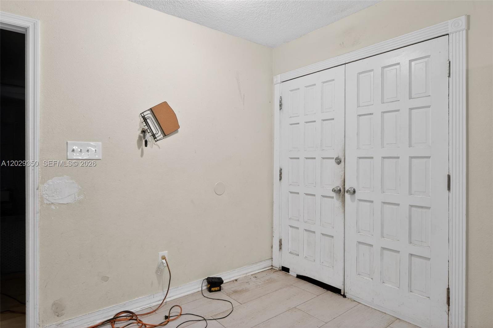570 N Hart Blvd Property Photo 26