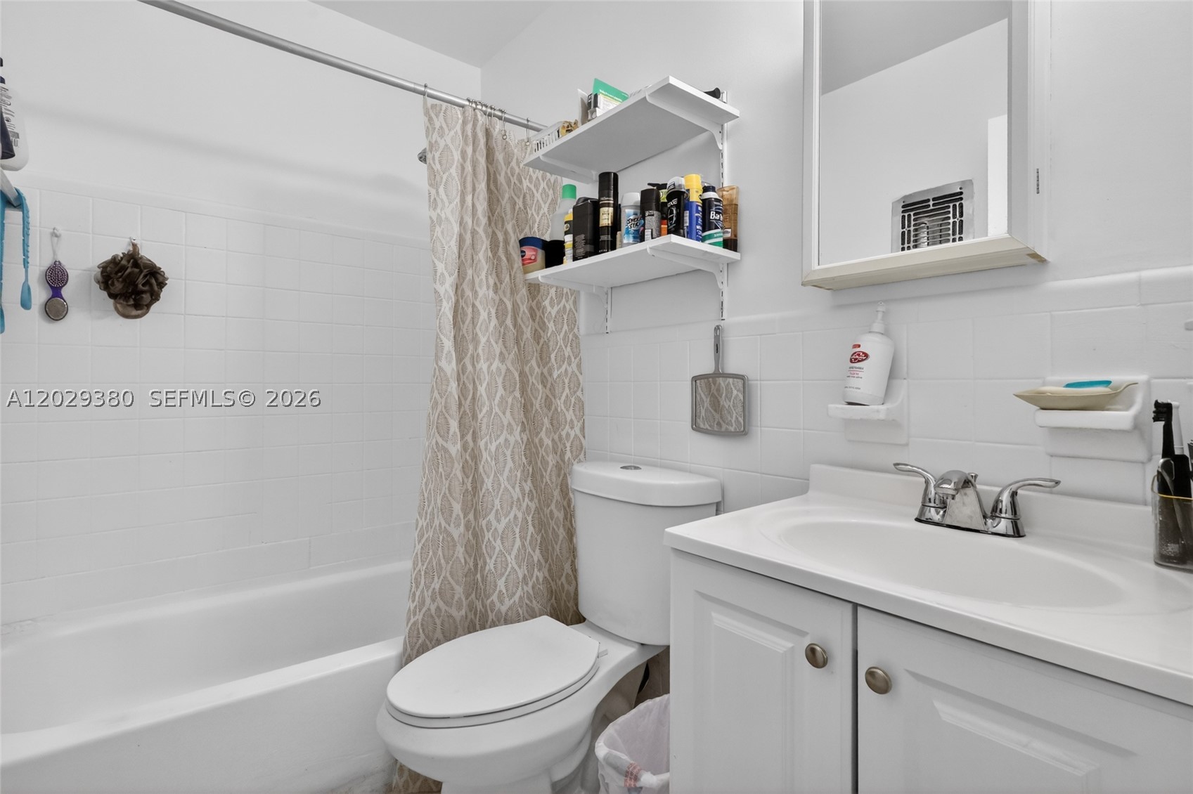 820 Sw 11th Ave 15b Property Photo 13