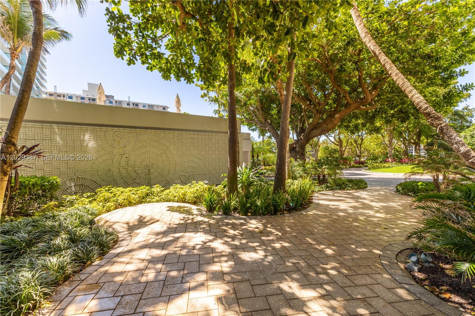 10205 Collins Ave 604 Property Photo 42