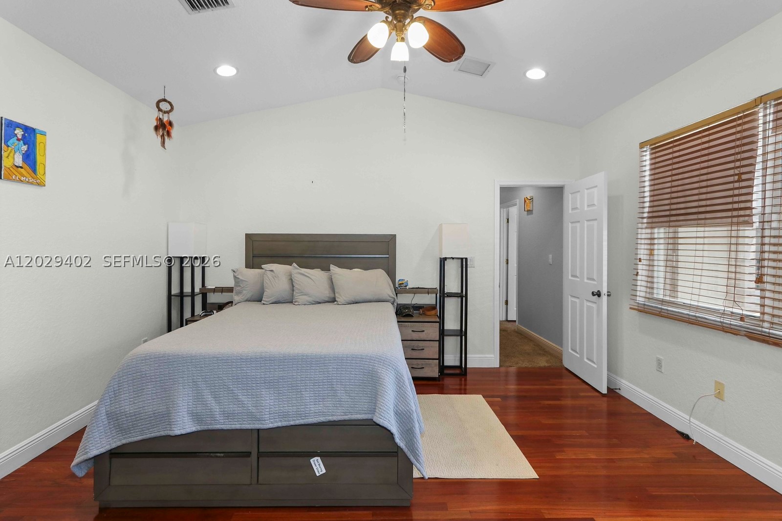 A12029402 Property Photo 15