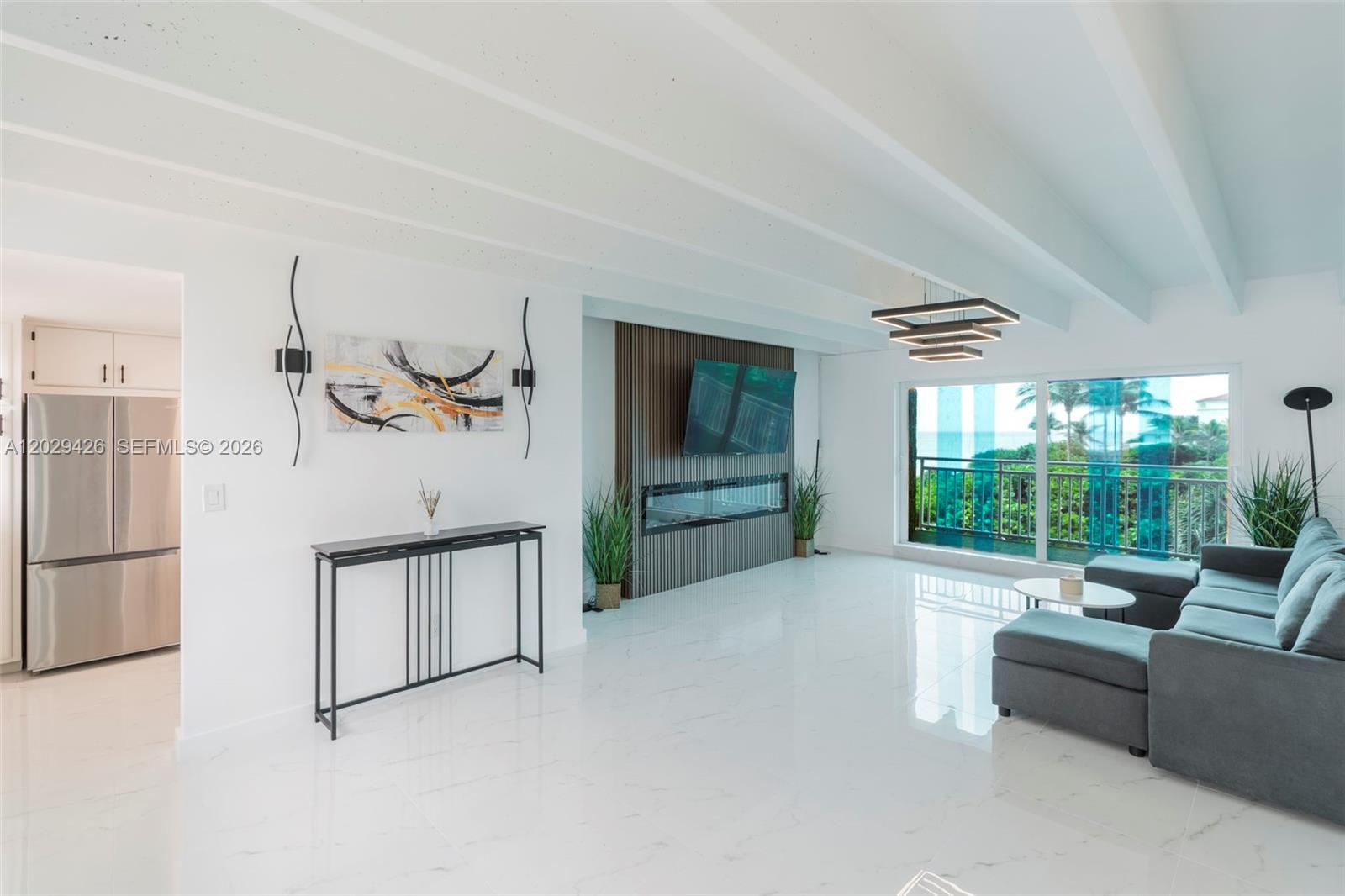 4500 S Ocean Blvd 405 Property Photo 6