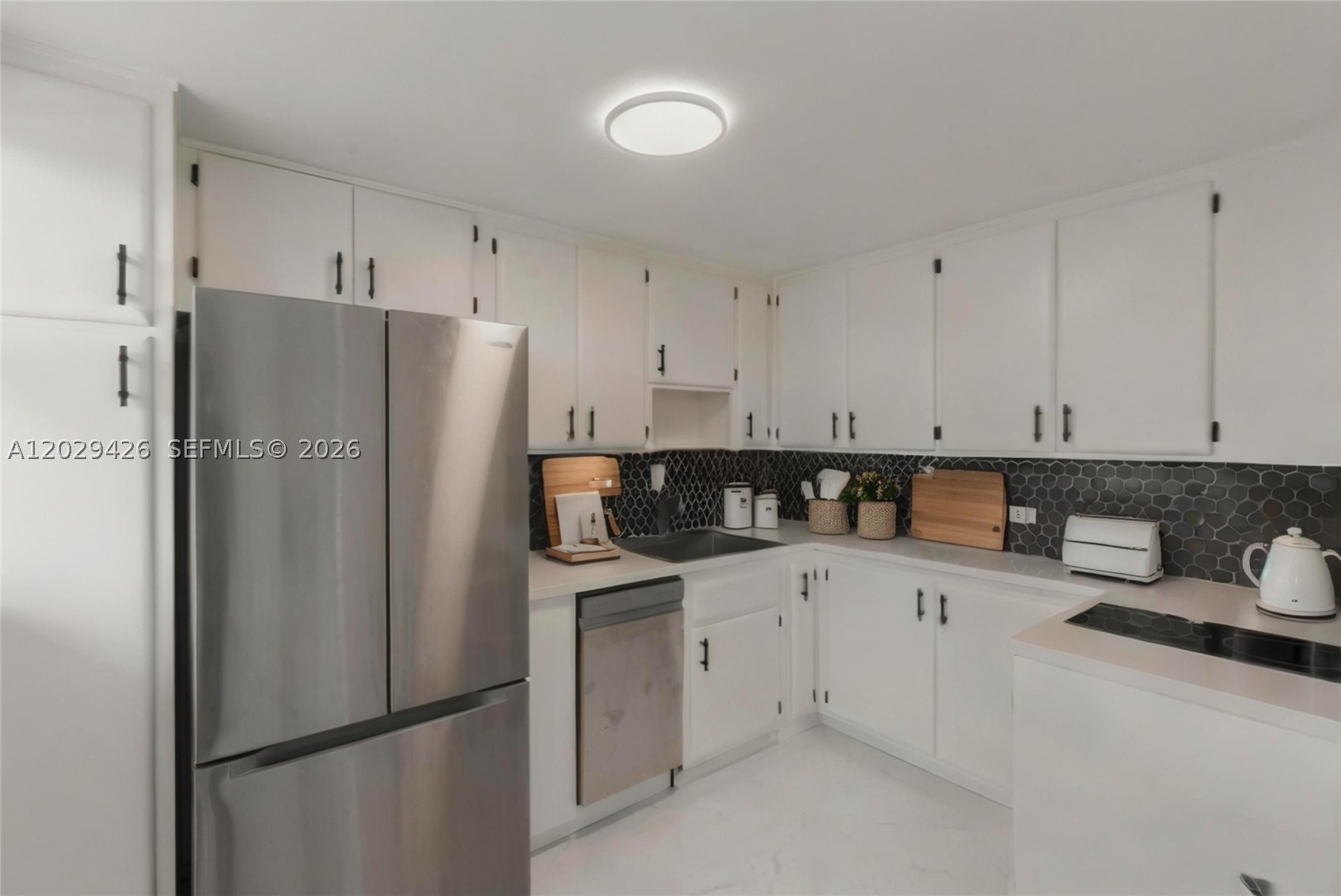4500 S Ocean Blvd 405 Property Photo 16