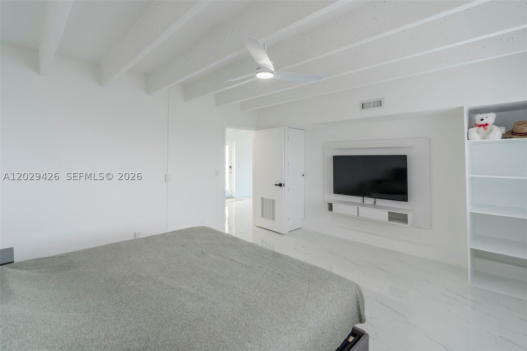 4500 S Ocean Blvd 405 Property Photo 24