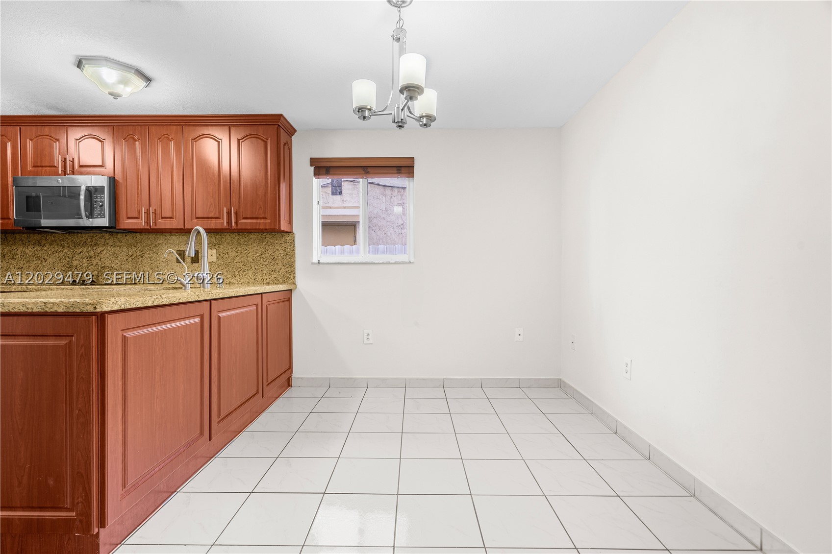 9 E 4th St 101 Property Photo 5