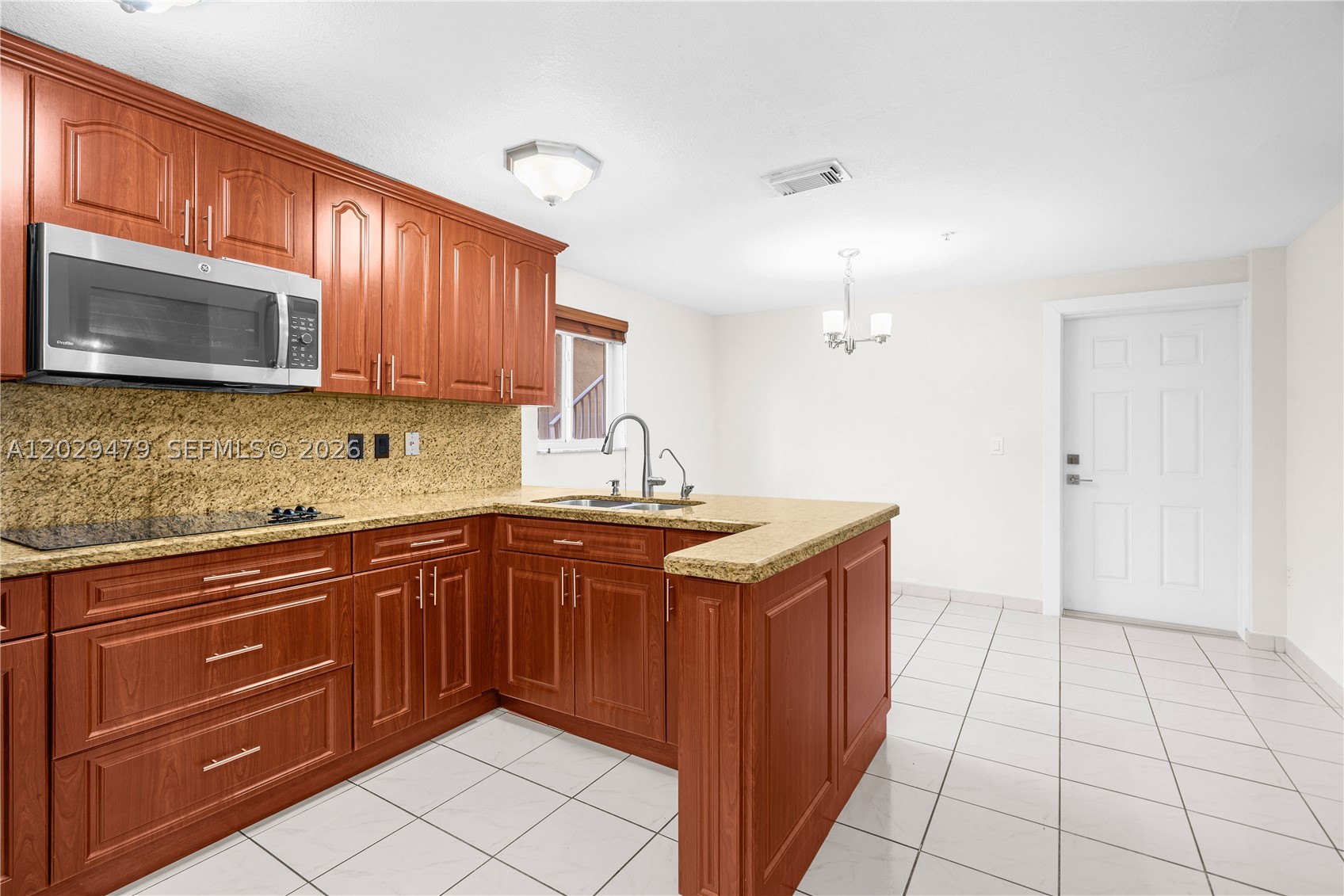 9 E 4th St 101 Property Photo 12