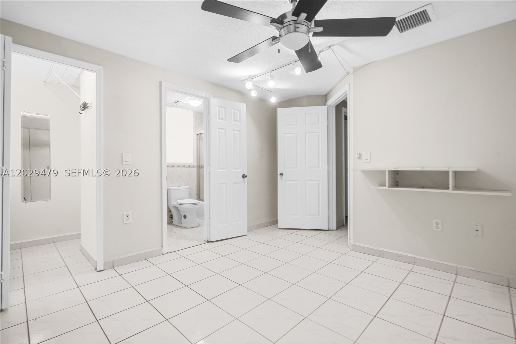 9 E 4th St 101 Property Photo 17