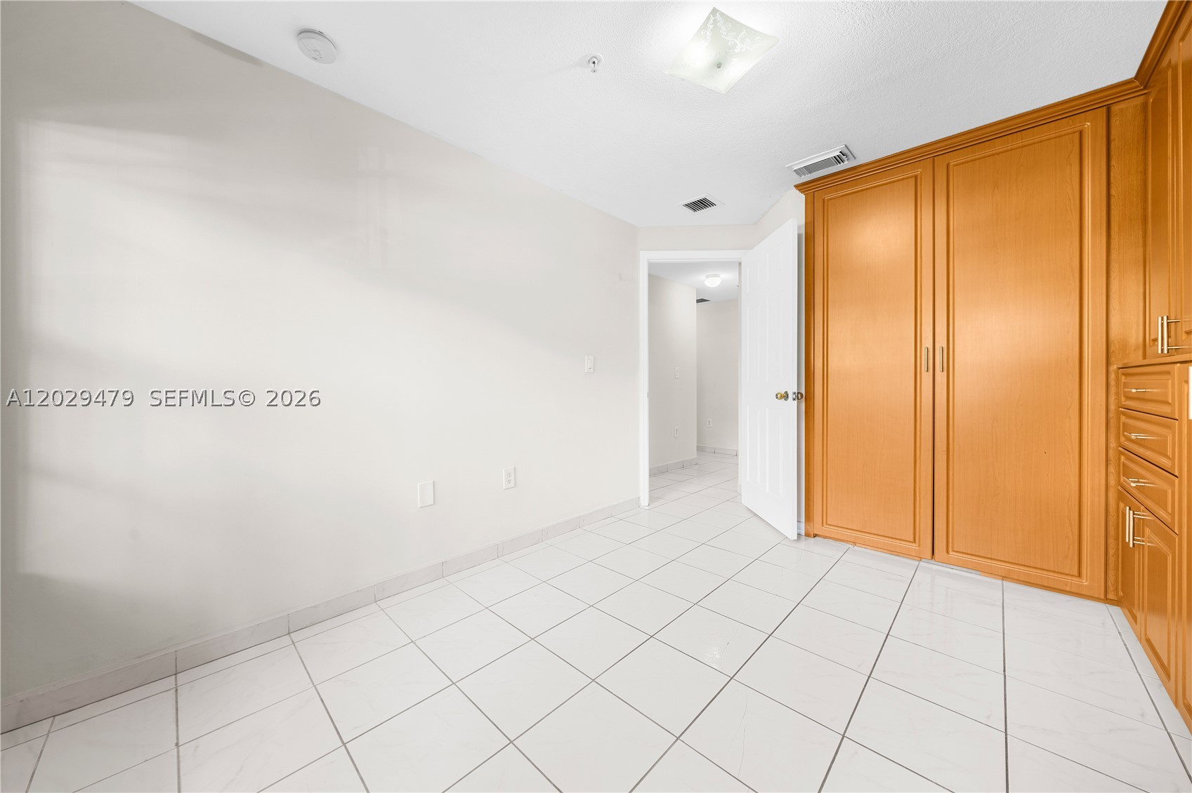 9 E 4th St 101 Property Photo 23