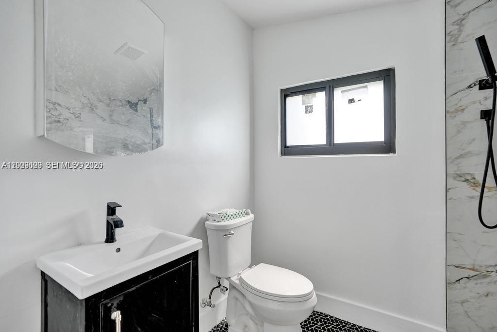 1628 Ne 7th Ave Property Photo 16