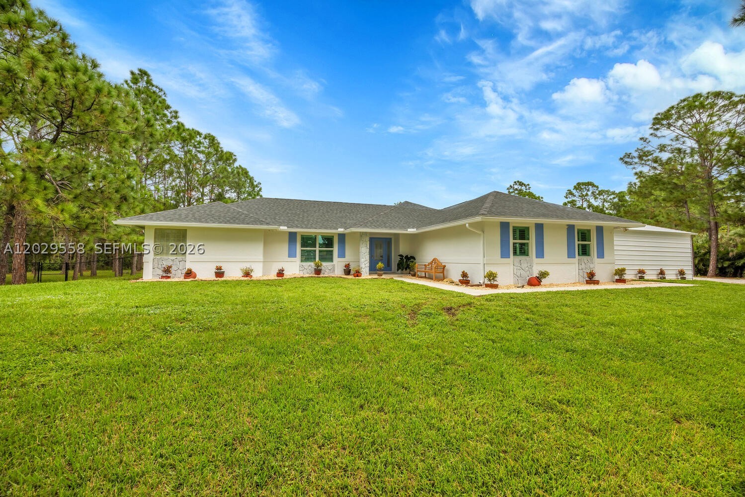 17107 N 84th Ct N Property Photo 1