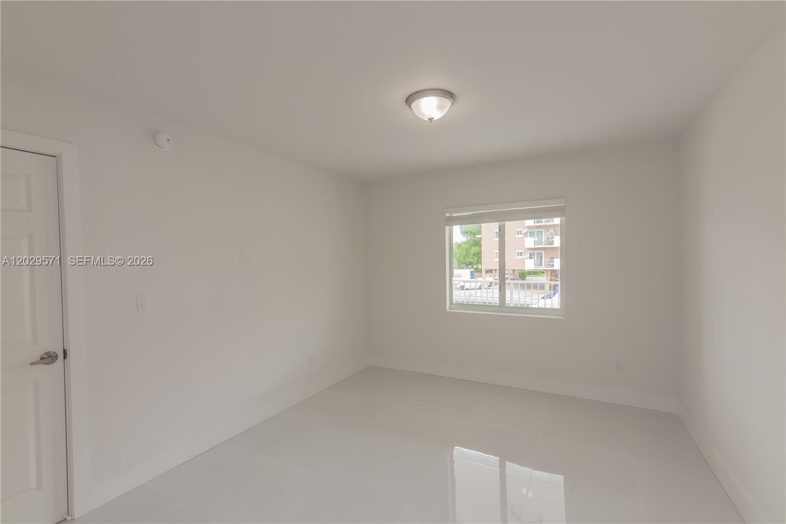 3755 Ne 167th St 6 Property Photo 16