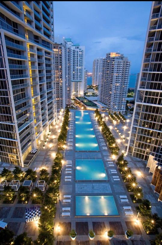 495 Brickell Ave 5706 Property Photo 3