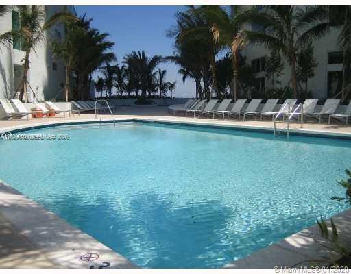 1900 N Bayshore Dr 3517 Property Photo 15