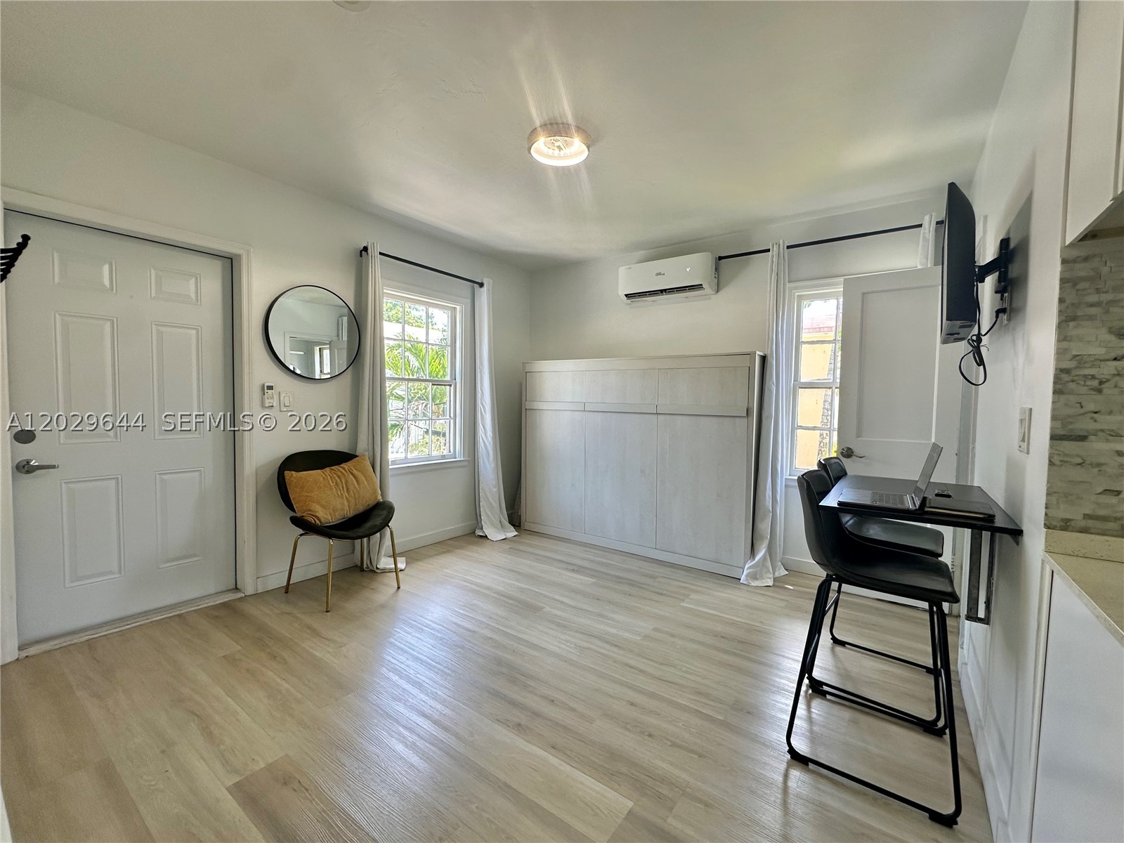 415 75th St 4a Property Photo 1