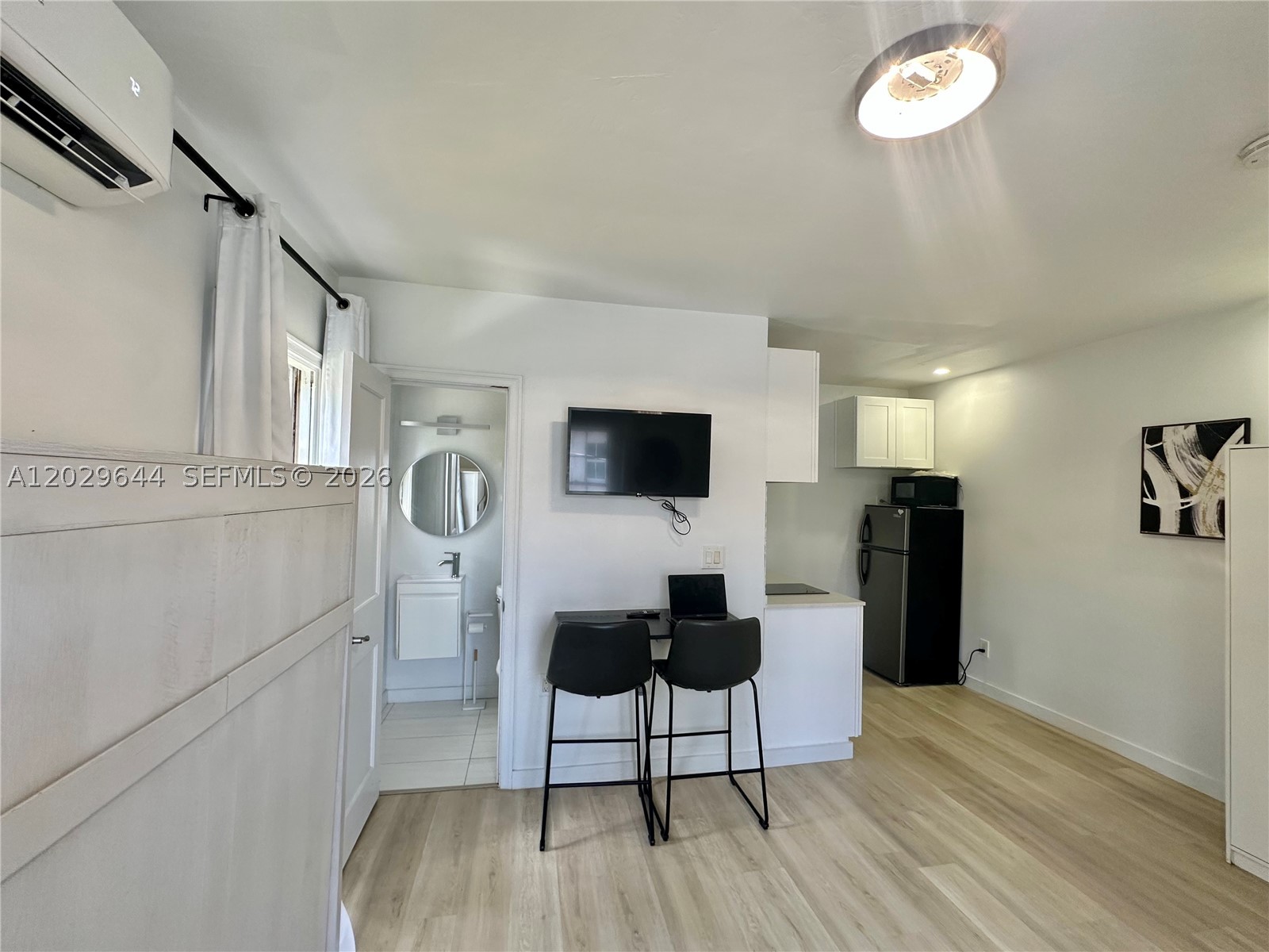 415 75th St 4a Property Photo 4