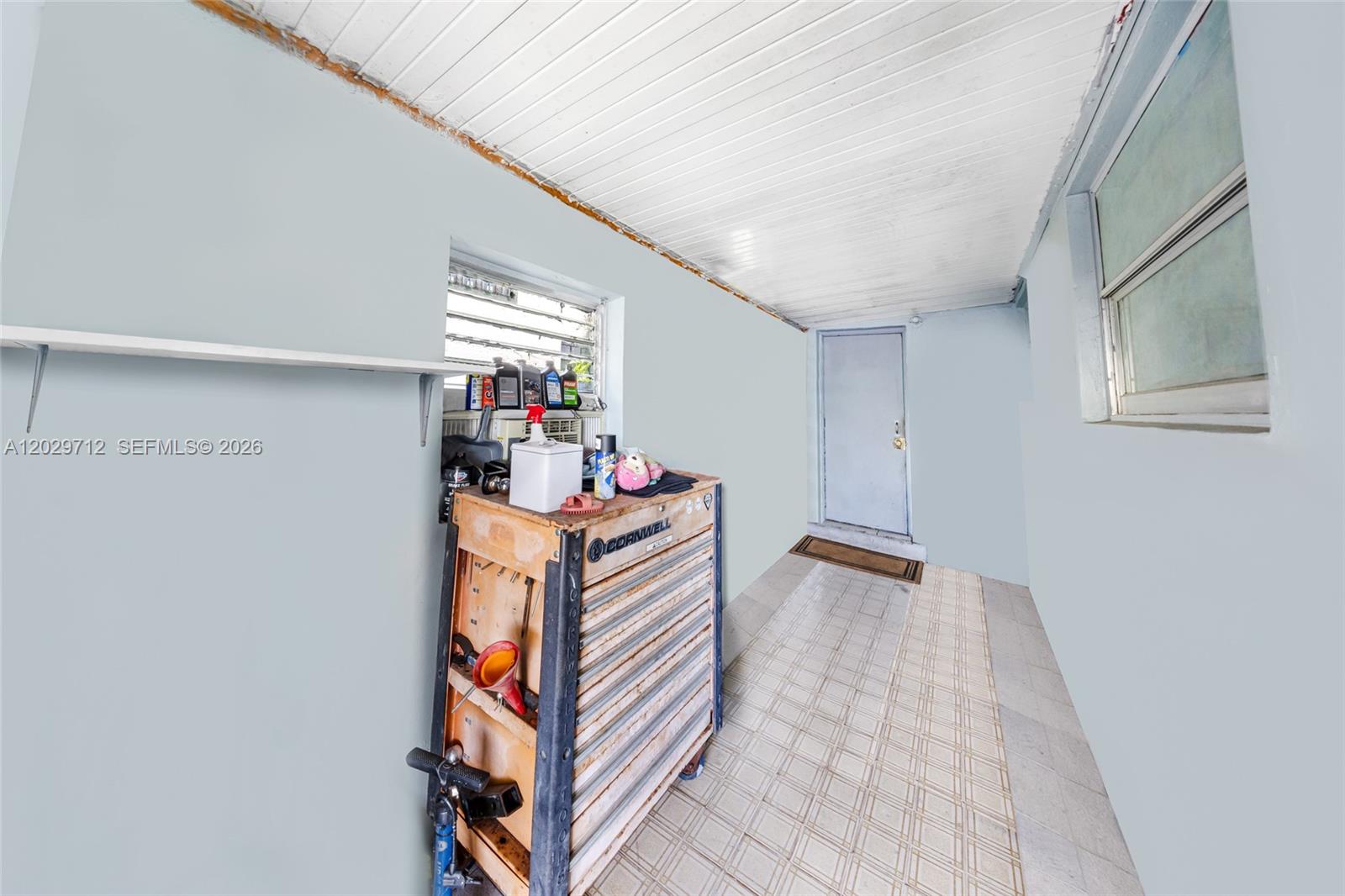 3532 Nw 4th Ter Property Photo 16