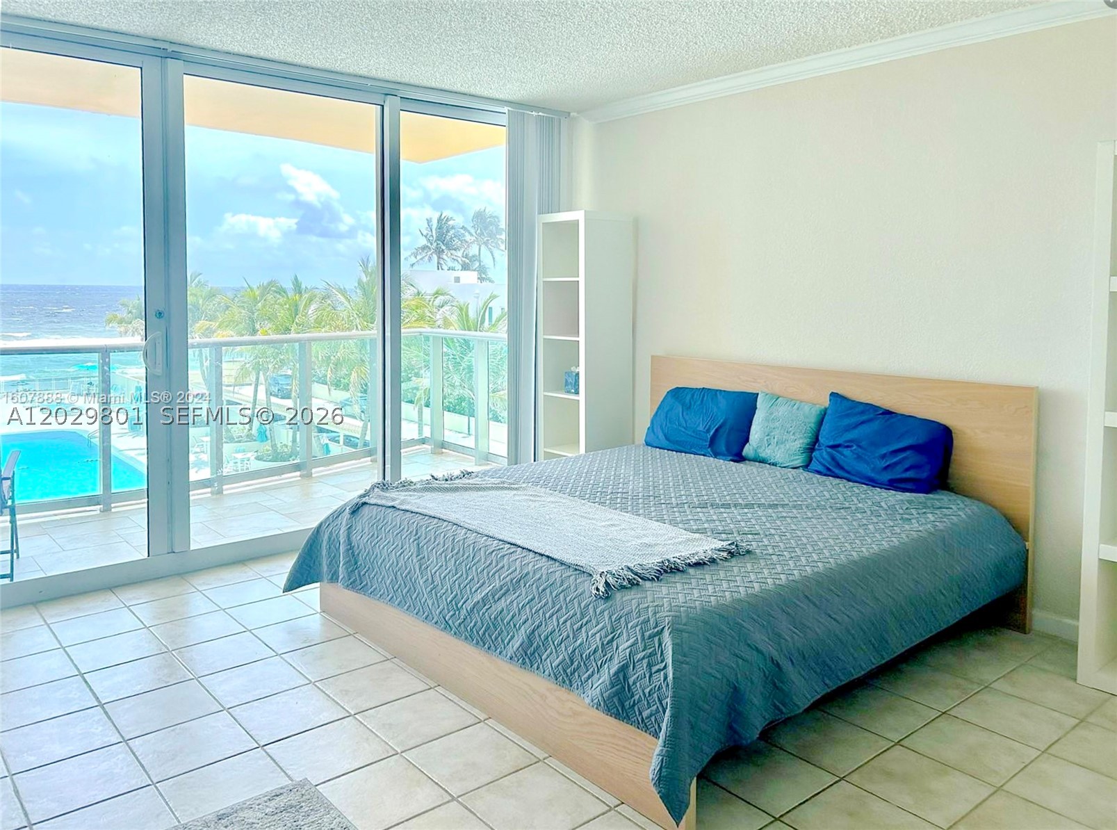 2501 S Ocean Dr 424 Property Photo 3