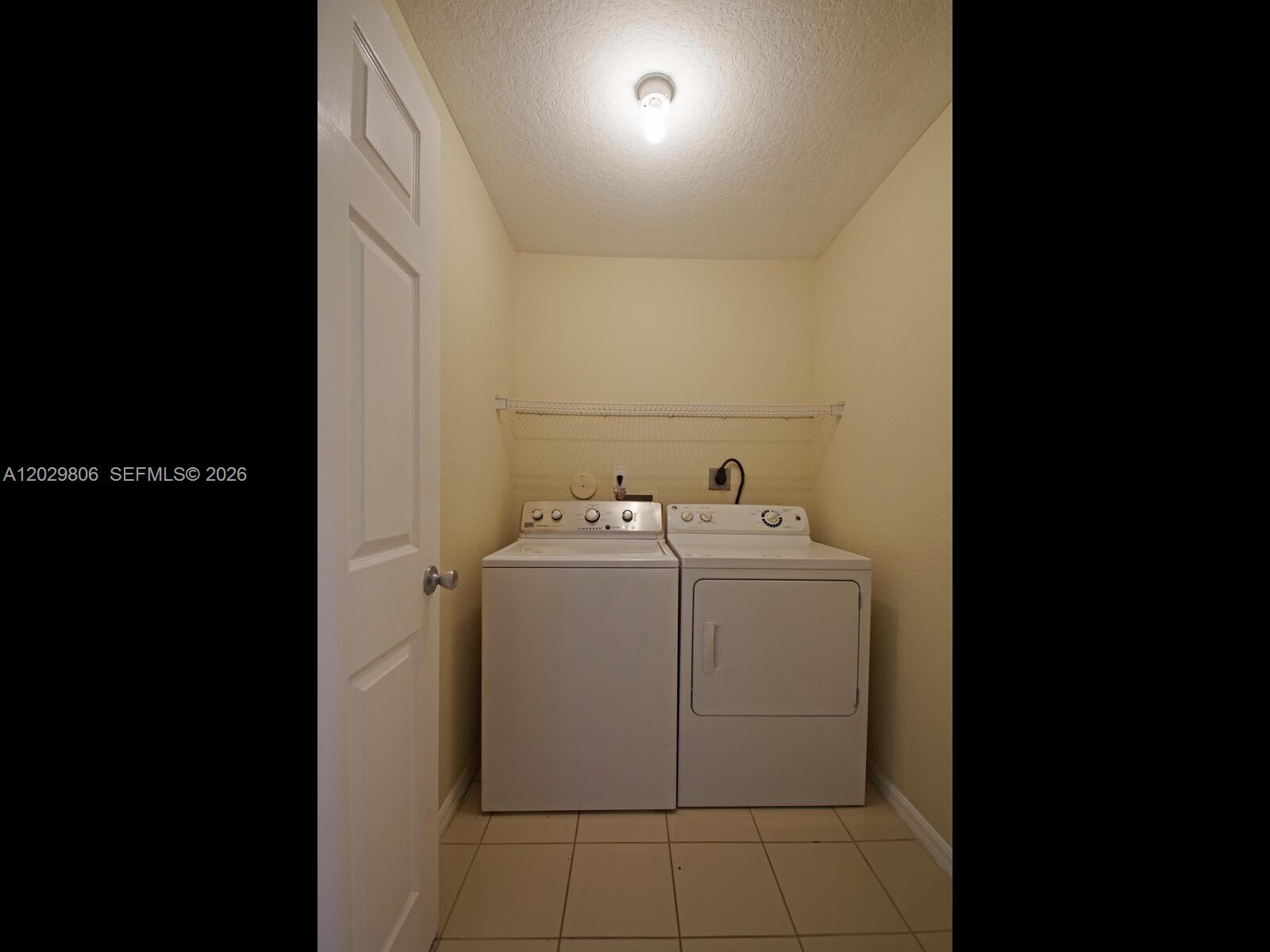 1904 Sw 60th Ave Property Photo 11