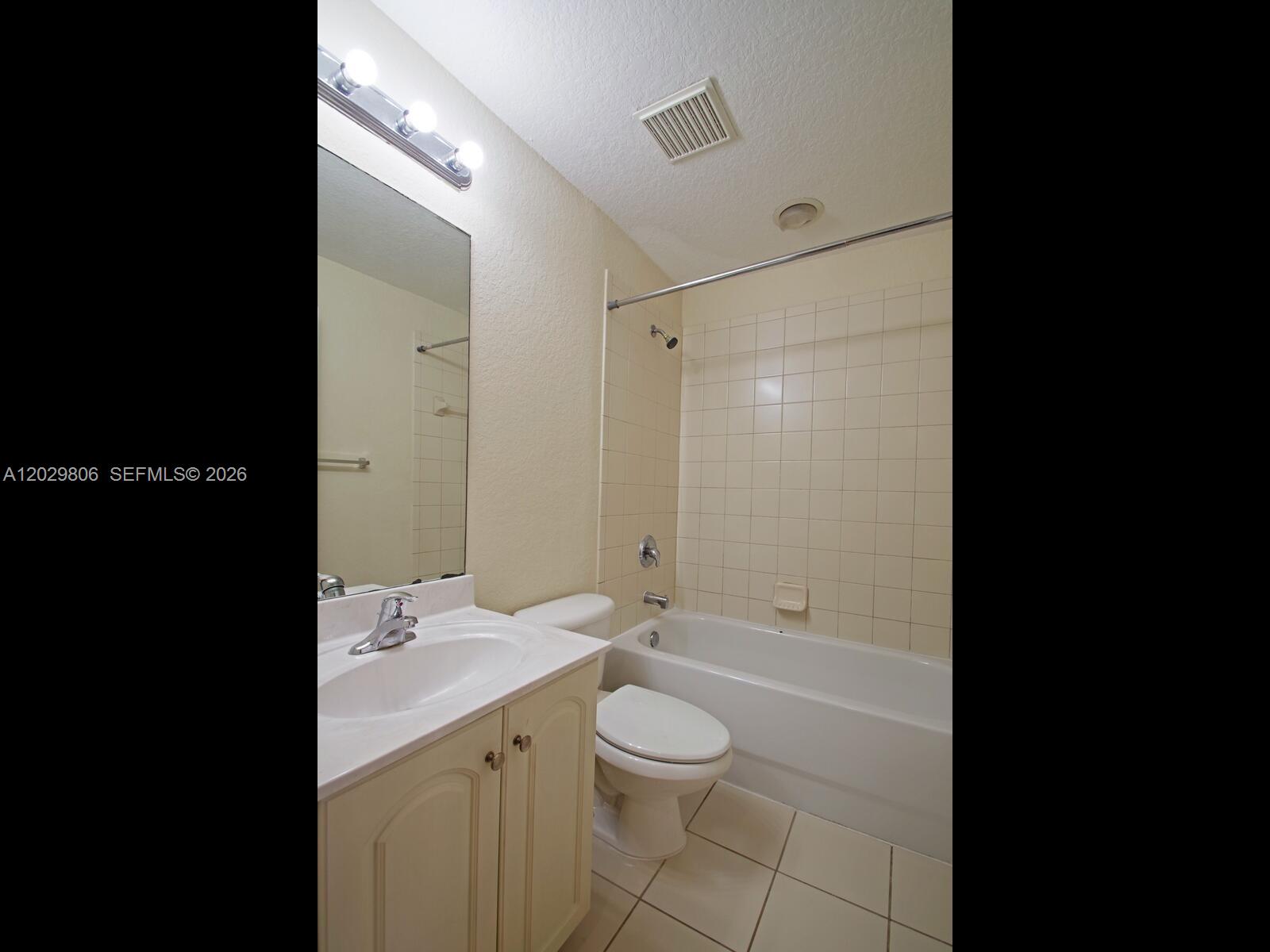 1904 Sw 60th Ave Property Photo 12