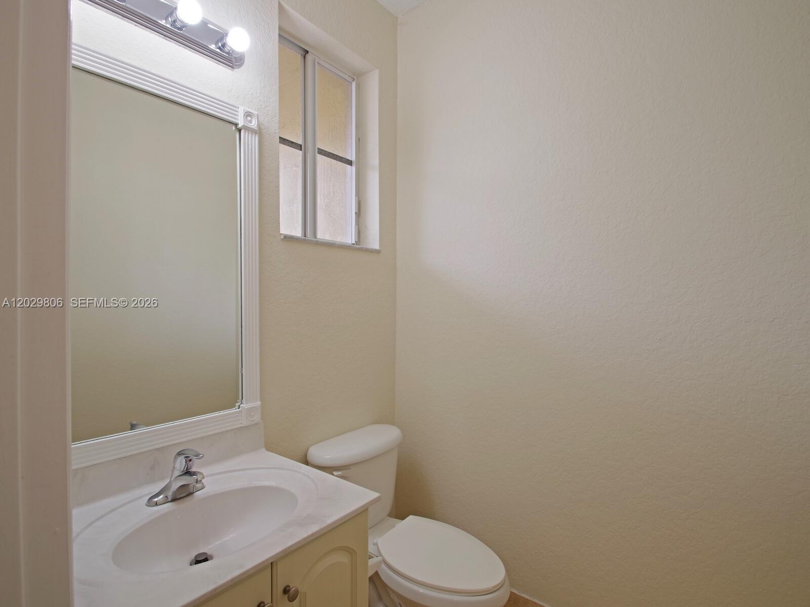 1904 Sw 60th Ave Property Photo 15