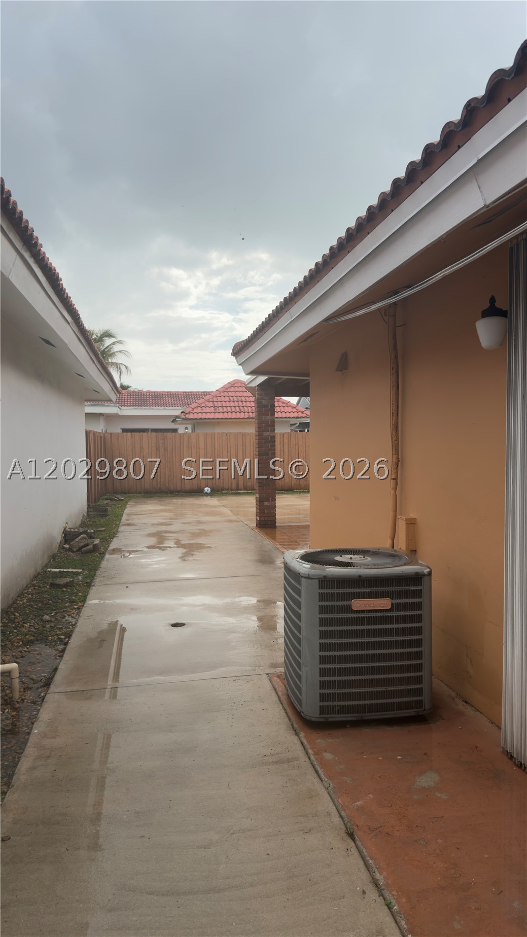 5890 Sw 147th Ct Property Photo 5