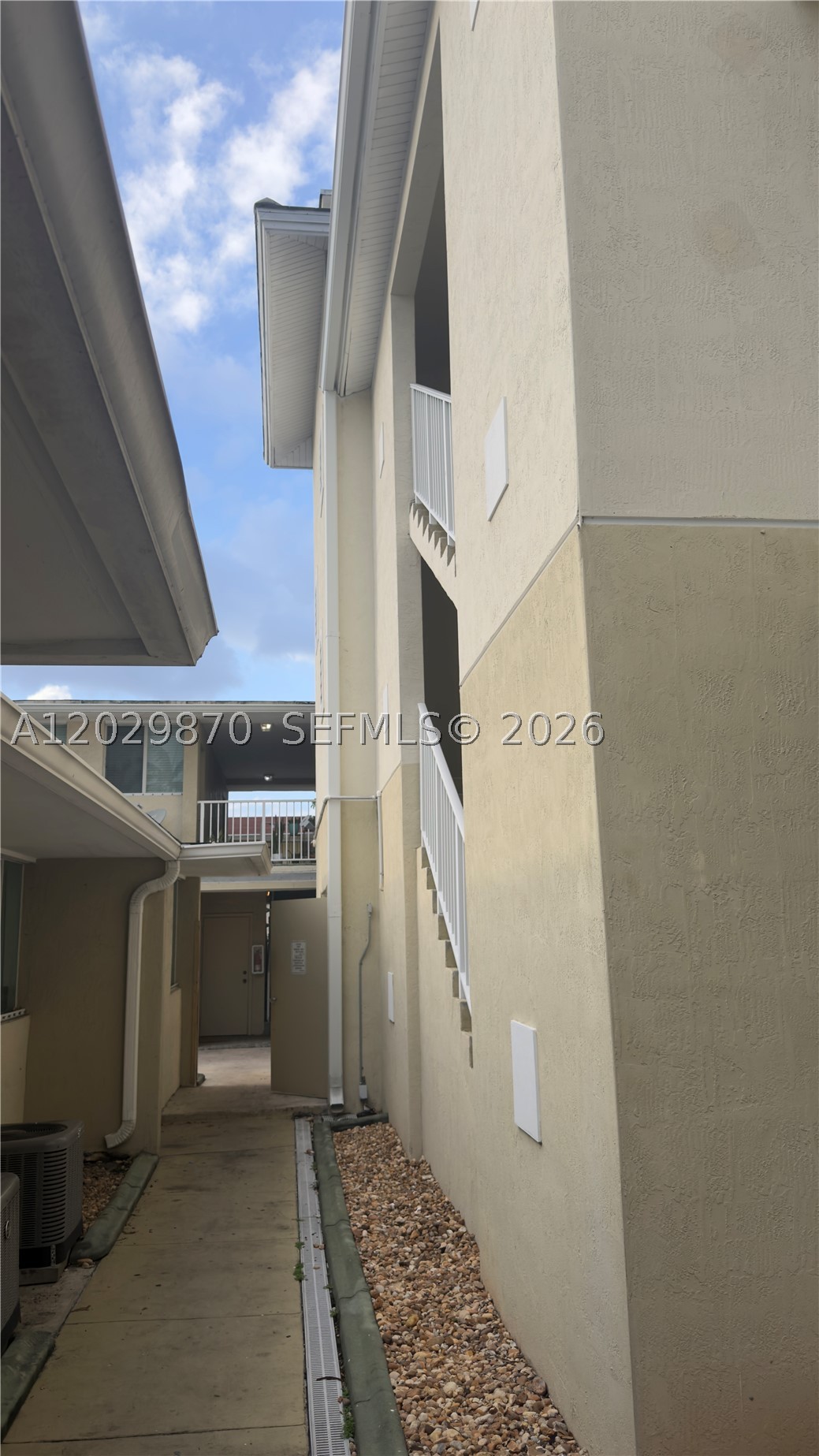 1025 Sw 7th Ave 6 Property Photo 3