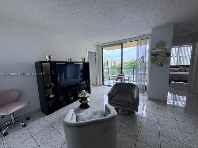 11780 Sw 18th St 503-2 Property Photo 4