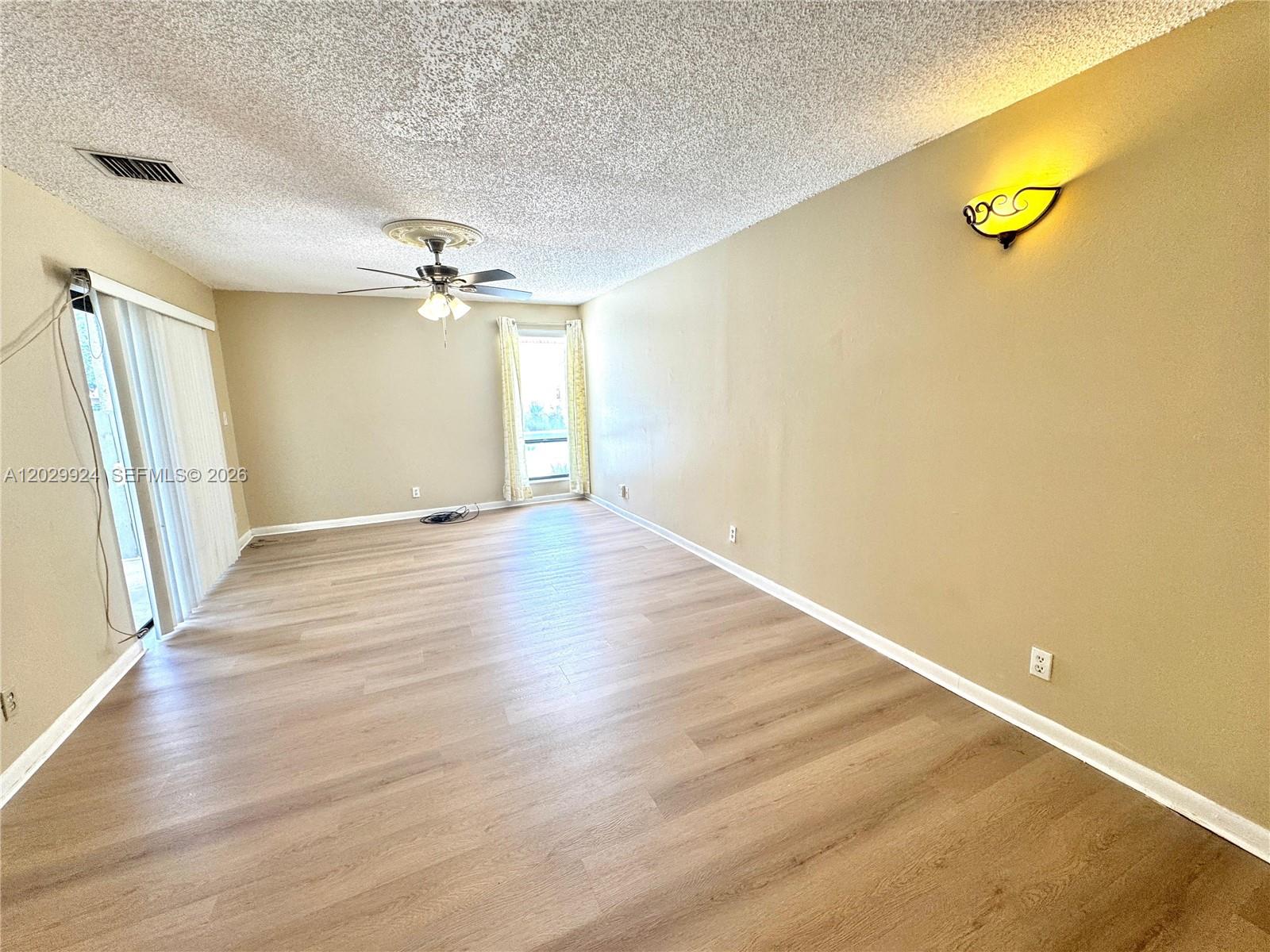 4240 Nw 114th Ter 40 Property Photo 8