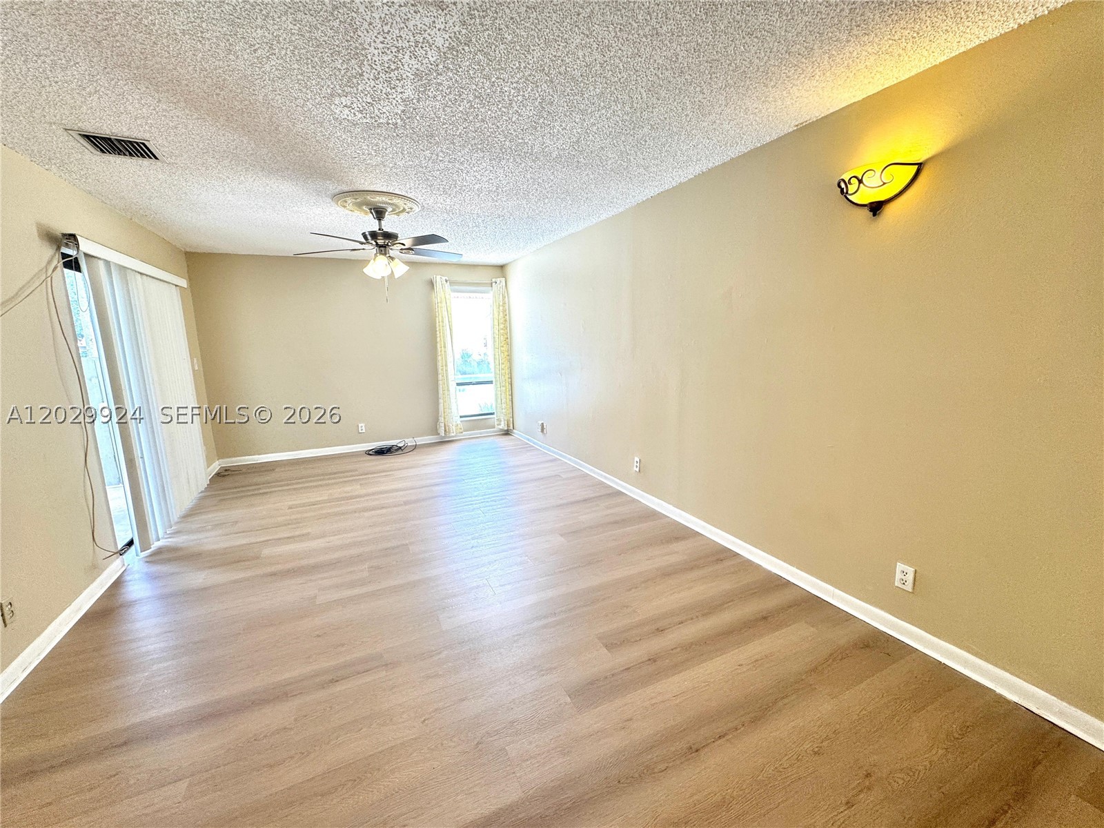 4240 Nw 114th Ter 40 Property Photo 8