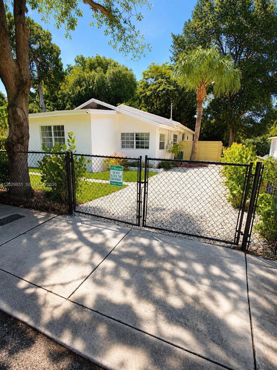 5519 Nw 4th Ave Property Photo 11