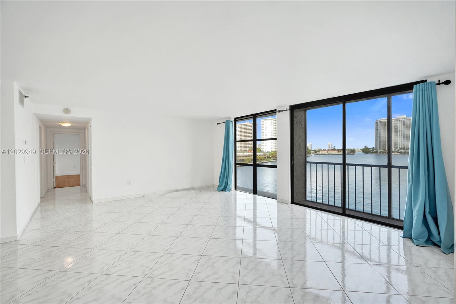 17500 N Bay Rd S403 Property Photo 13