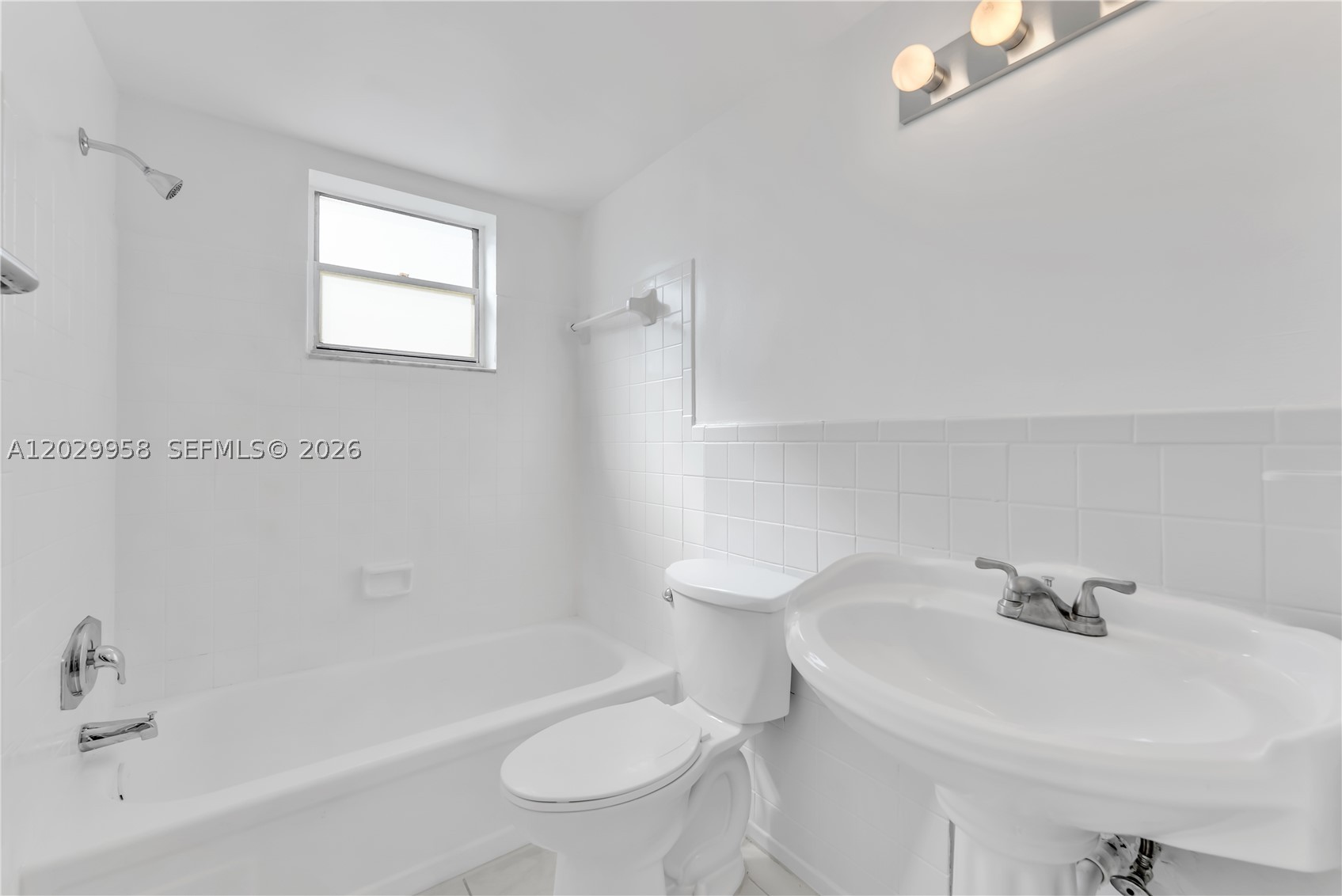 2145 Pierce St 305 Property Photo 3