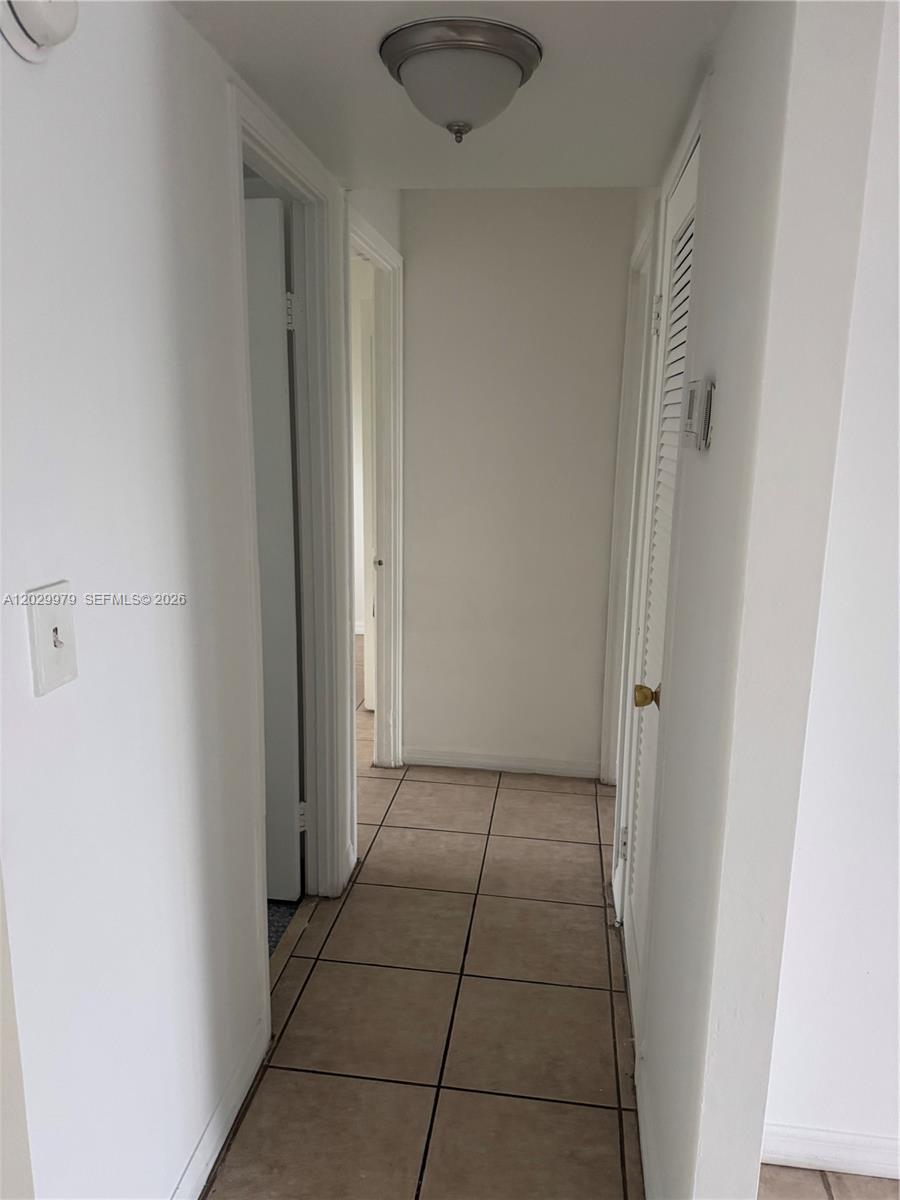 1710 Ne 191st St 411-3 Property Photo 5