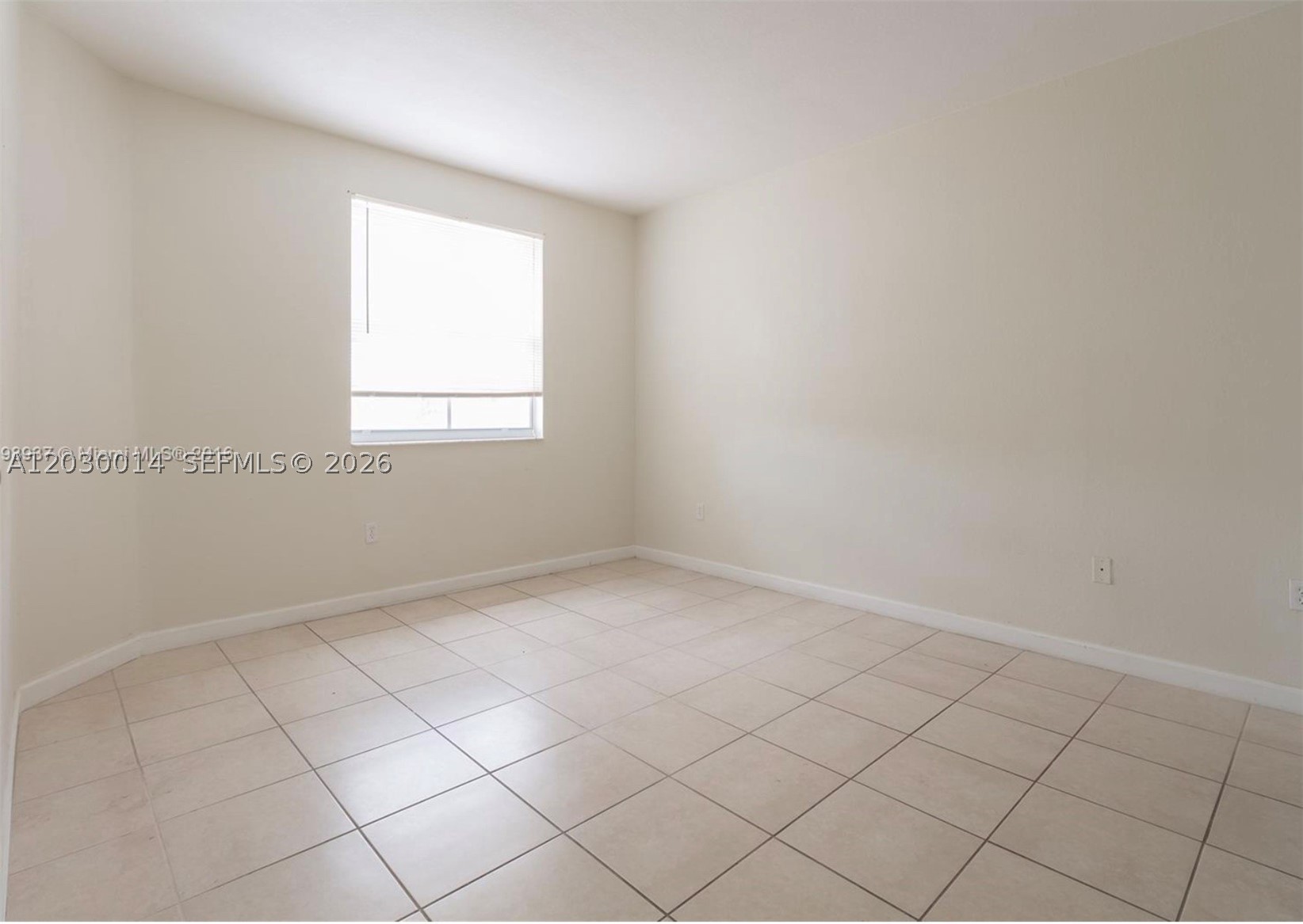 2755 Se 16th Ave 202 Property Photo 6