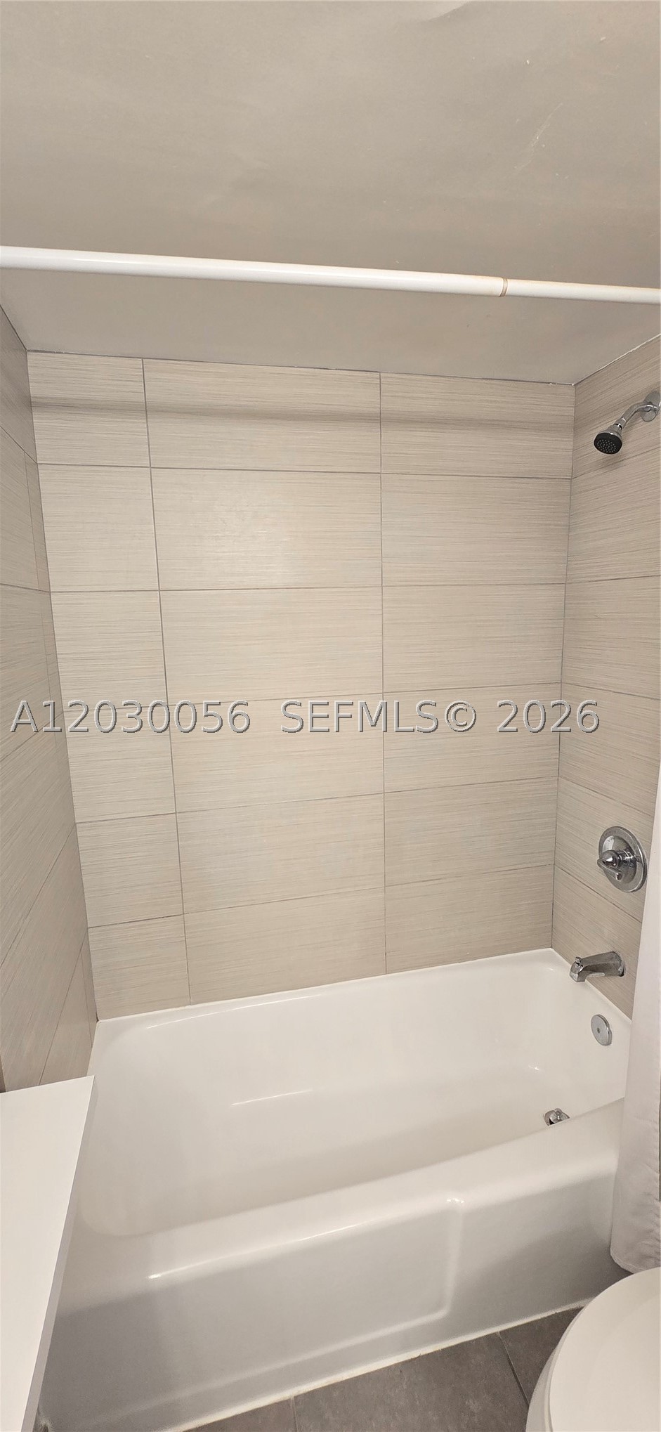 1201 Ne 191st St G306 Property Photo 11